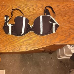 Chic Black Bra with White Lace Accents